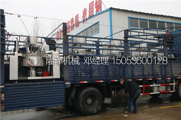 五臺(tái)辣椒醬炒鍋?zhàn)詣?dòng)炒料機(jī)發(fā)貨重慶
